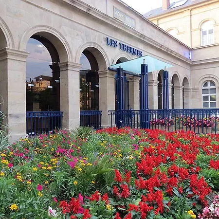 Дом отдыха Maison Familiale Au Calme Avec Jardin Clos, Proche Thermes - Fr-1-489-563